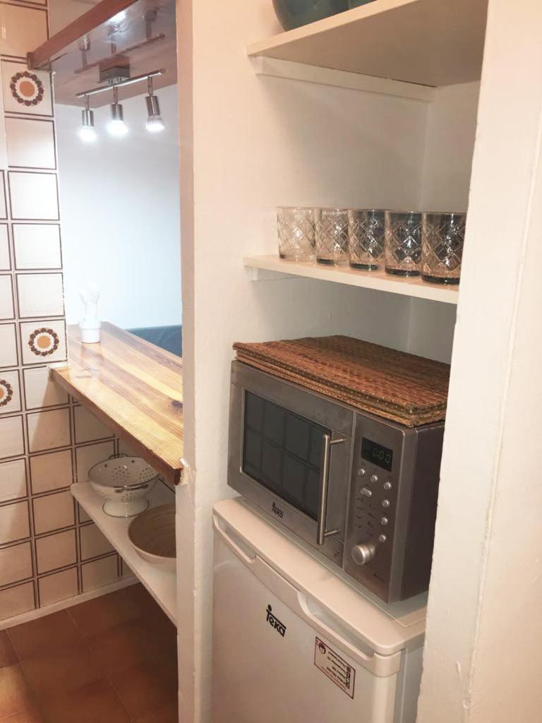 Apartamentos Albertos Санта-Еулалія-дель-Ріо Екстер'єр фото